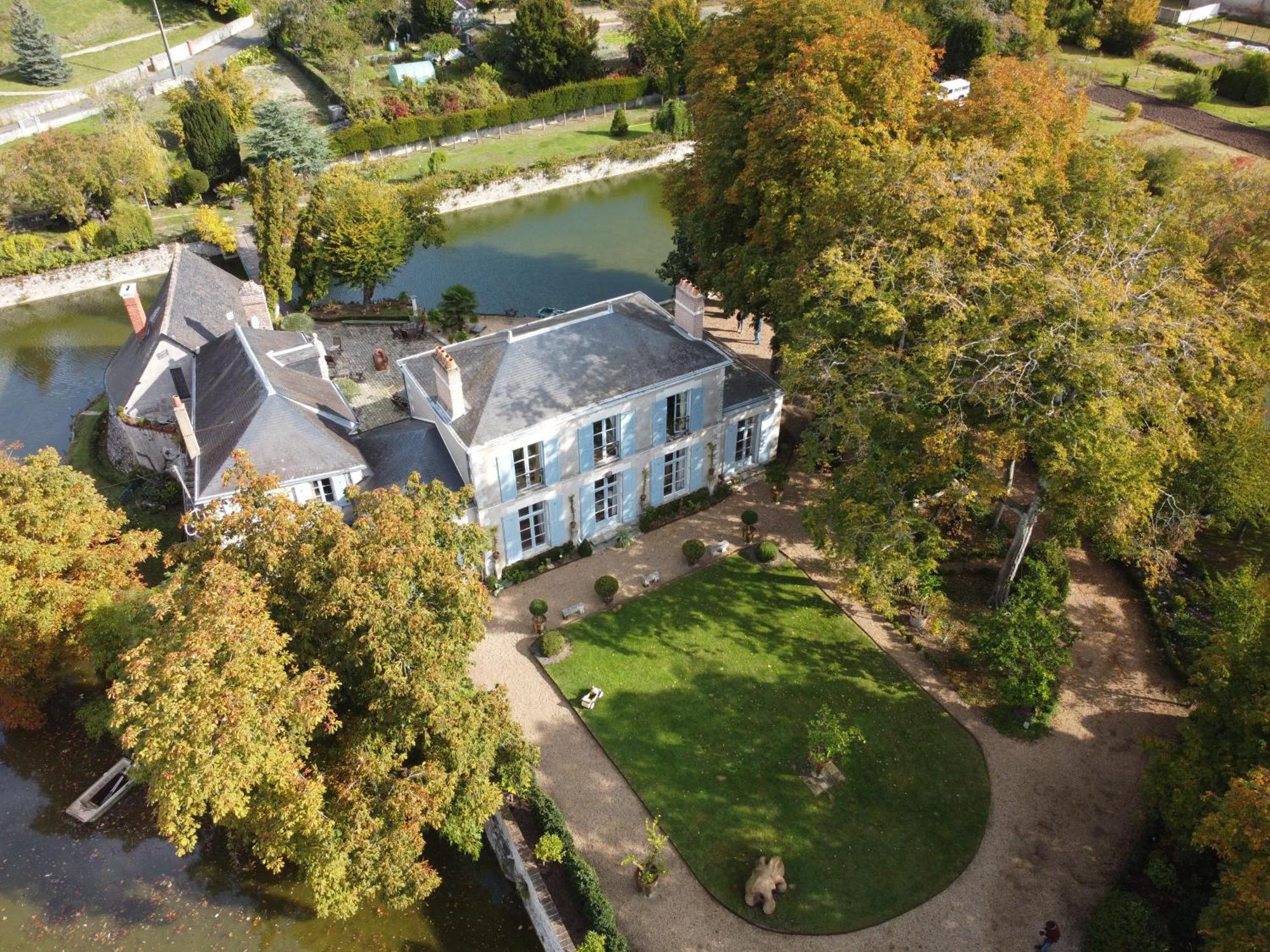 Bed and Breakfast Les Douves Onzain Zewnętrze zdjęcie